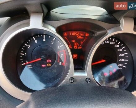 Черный Ниссан Жук, объемом двигателя 1.6 л и пробегом 118 тыс. км за 8300 $, фото 11 на Automoto.ua