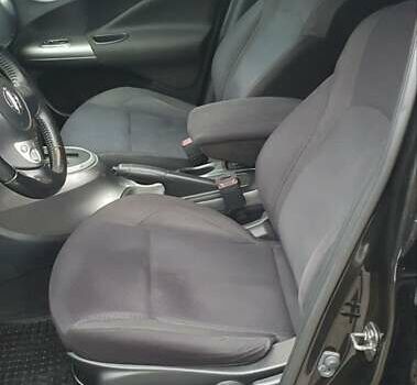 Чорний Ніссан Жук, об'ємом двигуна 1.6 л та пробігом 108 тис. км за 12000 $, фото 10 на Automoto.ua