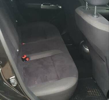 Черный Ниссан Жук, объемом двигателя 1.6 л и пробегом 108 тыс. км за 12500 $, фото 8 на Automoto.ua