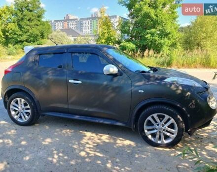 Черный Ниссан Жук, объемом двигателя 1.6 л и пробегом 118 тыс. км за 8300 $, фото 3 на Automoto.ua