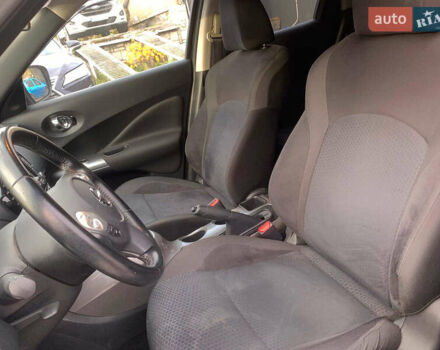 Черный Ниссан Жук, объемом двигателя 1.6 л и пробегом 100 тыс. км за 13390 $, фото 23 на Automoto.ua