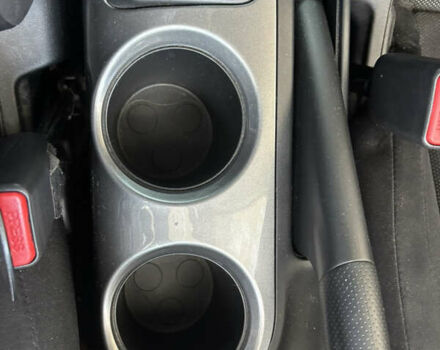 Черный Ниссан Жук, объемом двигателя 1.6 л и пробегом 75 тыс. км за 12700 $, фото 4 на Automoto.ua