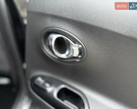 Черный Ниссан Жук, объемом двигателя 1.6 л и пробегом 133 тыс. км за 10750 $, фото 50 на Automoto.ua