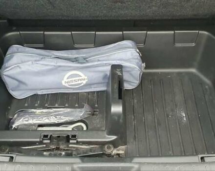 Чорний Ніссан Жук, об'ємом двигуна 1.6 л та пробігом 108 тис. км за 12000 $, фото 3 на Automoto.ua