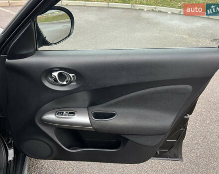 Черный Ниссан Жук, объемом двигателя 1.6 л и пробегом 172 тыс. км за 11300 $, фото 18 на Automoto.ua