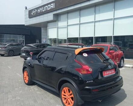 Черный Ниссан Жук, объемом двигателя 1.6 л и пробегом 101 тыс. км за 10500 $, фото 5 на Automoto.ua