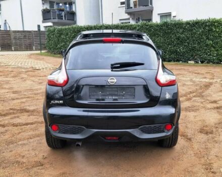 Черный Ниссан Жук, объемом двигателя 1.6 л и пробегом 76 тыс. км за 8000 $, фото 4 на Automoto.ua