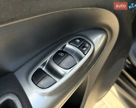 Ниссан Жук 2015 в Днепре (Днепропетровске) на Automoto.ua Черный Ниссан Жук, объемом двигателя 1.6 л и пробегом 61 тыс. км за 12200 $, фото 8 на Automoto.ua