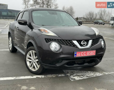 Черный Ниссан Жук, объемом двигателя 1.6 л и пробегом 150 тыс. км за 8300 $, фото 10 на Automoto.ua