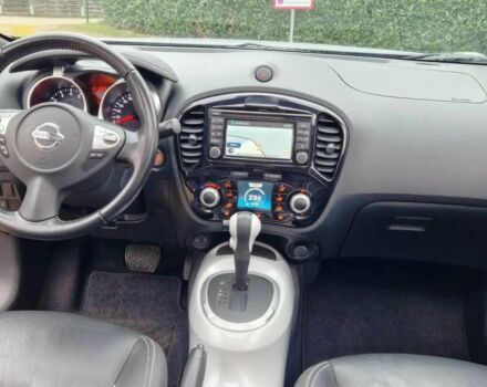 Черный Ниссан Жук, объемом двигателя 1.6 л и пробегом 76 тыс. км за 8000 $, фото 7 на Automoto.ua