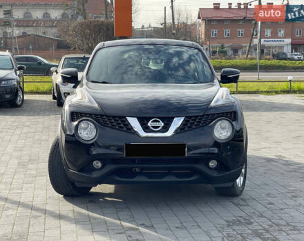 Черный Ниссан Жук, объемом двигателя 1.6 л и пробегом 120 тыс. км за 10900 $, фото 1 на Automoto.ua