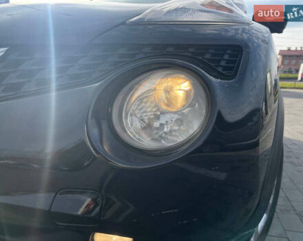 Черный Ниссан Жук, объемом двигателя 1.6 л и пробегом 120 тыс. км за 10900 $, фото 3 на Automoto.ua