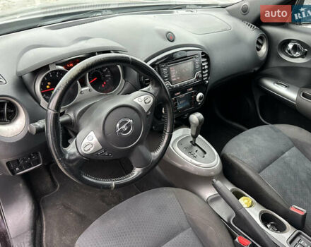 Черный Ниссан Жук, объемом двигателя 1.6 л и пробегом 150 тыс. км за 8300 $, фото 19 на Automoto.ua