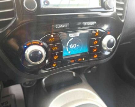 Черный Ниссан Жук, объемом двигателя 1.6 л и пробегом 121 тыс. км за 6300 $, фото 12 на Automoto.ua