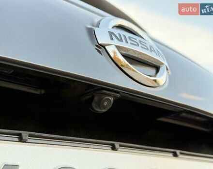 Чорний Ніссан Жук, об'ємом двигуна 1.6 л та пробігом 48 тис. км за 12999 $, фото 17 на Automoto.ua