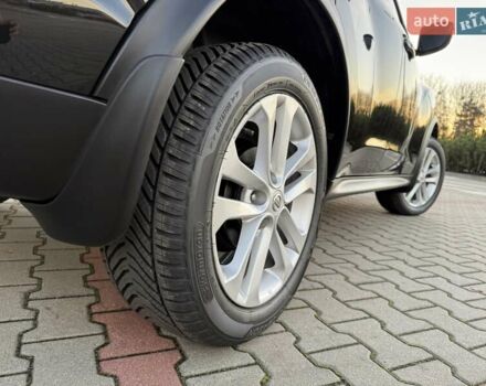 Чорний Ніссан Жук, об'ємом двигуна 1.6 л та пробігом 48 тис. км за 12999 $, фото 20 на Automoto.ua