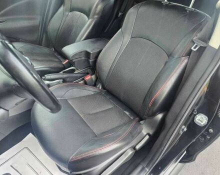 Черный Ниссан Жук, объемом двигателя 1.6 л и пробегом 121 тыс. км за 6300 $, фото 8 на Automoto.ua