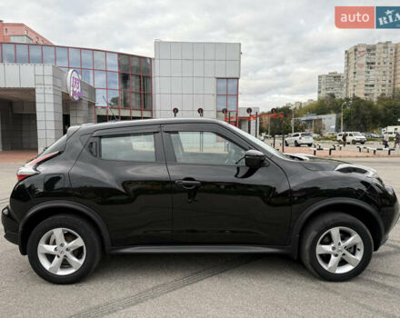 Черный Ниссан Жук, объемом двигателя 1.6 л и пробегом 80 тыс. км за 12222 $, фото 4 на Automoto.ua