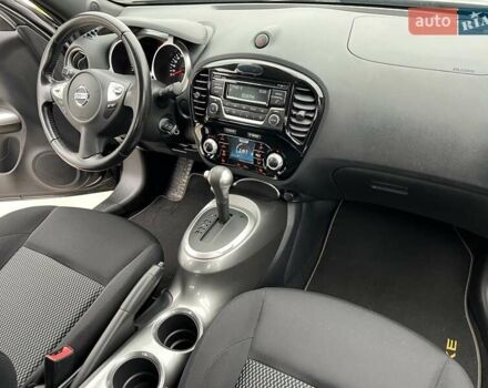 Черный Ниссан Жук, объемом двигателя 1.6 л и пробегом 79 тыс. км за 13900 $, фото 49 на Automoto.ua