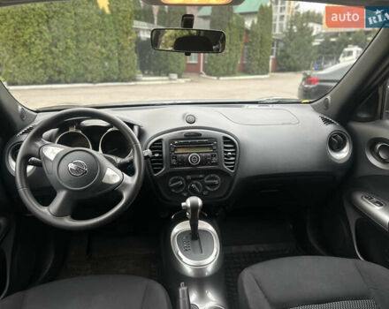 Черный Ниссан Жук, объемом двигателя 1.6 л и пробегом 32 тыс. км за 14500 $, фото 9 на Automoto.ua