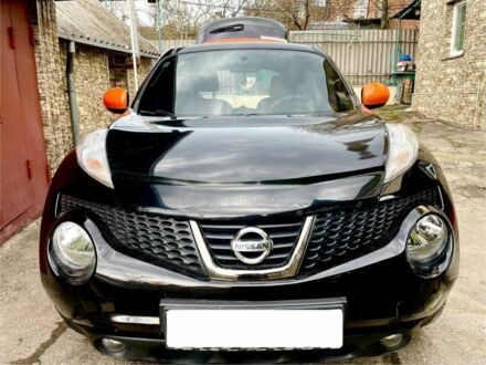 Черный Ниссан Жук, объемом двигателя 1.6 л и пробегом 101 тыс. км за 10500 $, фото 1 на Automoto.ua