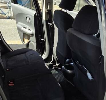 Фиолетовый Ниссан Жук, объемом двигателя 1.6 л и пробегом 160 тыс. км за 10500 $, фото 2 на Automoto.ua