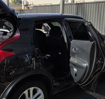 Фиолетовый Ниссан Жук, объемом двигателя 1.6 л и пробегом 160 тыс. км за 10500 $, фото 7 на Automoto.ua