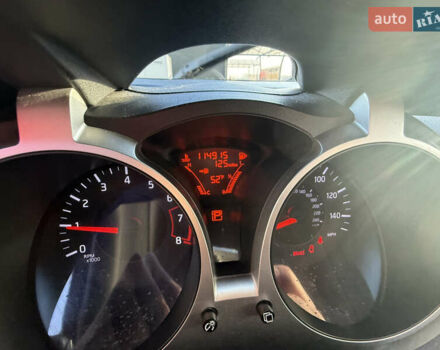 Ниссан Жук 2013 в Черновцах на Automoto.ua Фиолетовый Ниссан Жук, объемом двигателя 1.6 л и пробегом 184 тыс. км за 10500 $, фото 4 на Automoto.ua