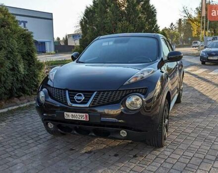 Фиолетовый Ниссан Жук, объемом двигателя 1.6 л и пробегом 252 тыс. км за 10300 $, фото 3 на Automoto.ua