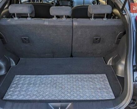 Фиолетовый Ниссан Жук, объемом двигателя 1.6 л и пробегом 252 тыс. км за 10300 $, фото 11 на Automoto.ua