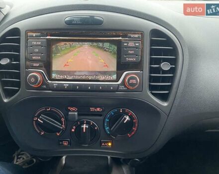 Фіолетовий Ніссан Жук, об'ємом двигуна 1.62 л та пробігом 182 тис. км за 11000 $, фото 11 на Automoto.ua