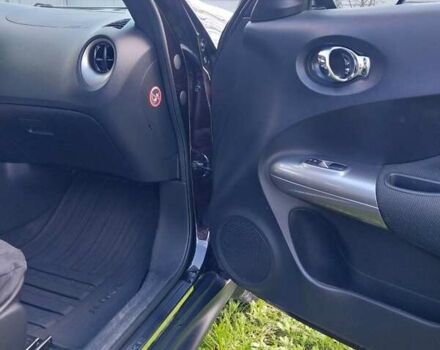 Фиолетовый Ниссан Жук, объемом двигателя 1.6 л и пробегом 141 тыс. км за 11111 $, фото 10 на Automoto.ua