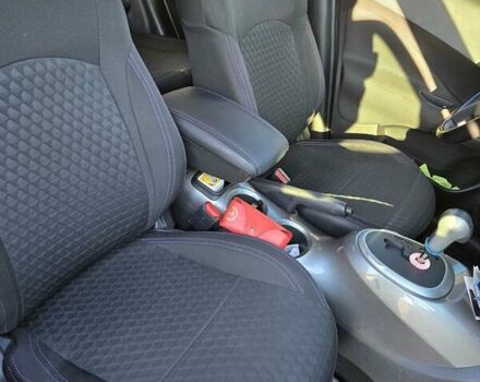 Фиолетовый Ниссан Жук, объемом двигателя 1.62 л и пробегом 170 тыс. км за 10800 $, фото 13 на Automoto.ua