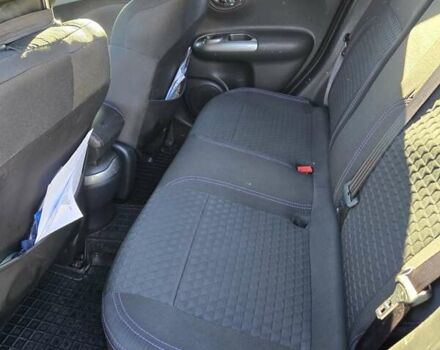 Фиолетовый Ниссан Жук, объемом двигателя 1.62 л и пробегом 170 тыс. км за 10800 $, фото 8 на Automoto.ua