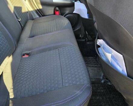 Фиолетовый Ниссан Жук, объемом двигателя 1.62 л и пробегом 170 тыс. км за 10800 $, фото 11 на Automoto.ua