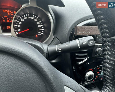 Фиолетовый Ниссан Жук, объемом двигателя 1.6 л и пробегом 50 тыс. км за 14700 $, фото 36 на Automoto.ua