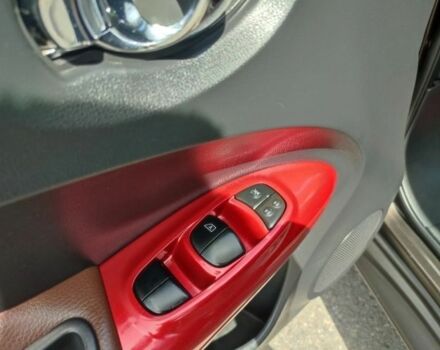 Коричневый Ниссан Жук, объемом двигателя 1.6 л и пробегом 170 тыс. км за 7200 $, фото 8 на Automoto.ua