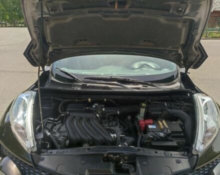 Коричневый Ниссан Жук, объемом двигателя 1.6 л и пробегом 170 тыс. км за 7200 $, фото 19 на Automoto.ua