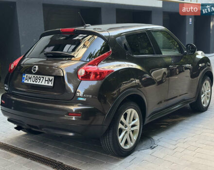 Коричневый Ниссан Жук, объемом двигателя 1.62 л и пробегом 230 тыс. км за 10300 $, фото 5 на Automoto.ua