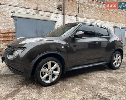 Коричневый Ниссан Жук, объемом двигателя 1.6 л и пробегом 105 тыс. км за 11000 $, фото 1 на Automoto.ua