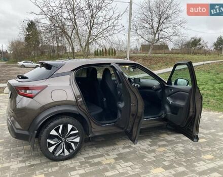 Коричневый Ниссан Жук, объемом двигателя 1 л и пробегом 40 тыс. км за 18600 $, фото 5 на Automoto.ua