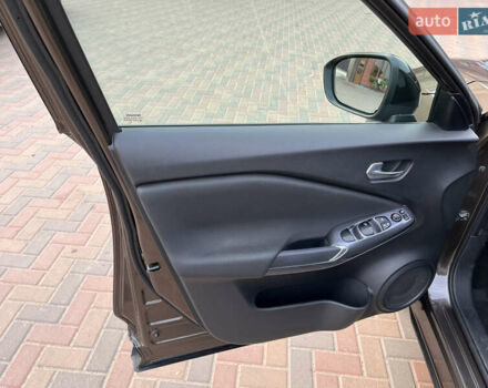 Коричневий Ніссан Жук, об'ємом двигуна 1 л та пробігом 50 тис. км за 19900 $, фото 14 на Automoto.ua