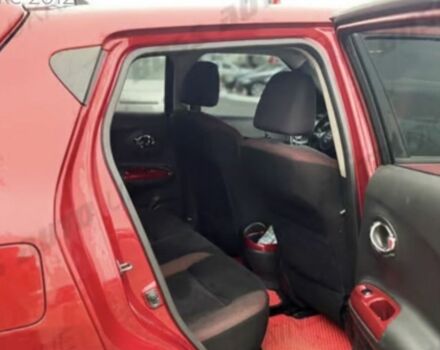 Червоний Ніссан Жук, об'ємом двигуна 1.6 л та пробігом 200 тис. км за 10000 $, фото 6 на Automoto.ua