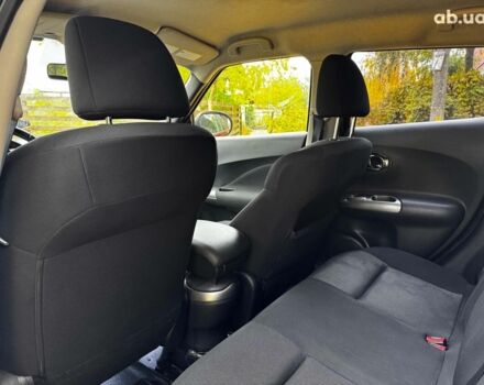 Красный Ниссан Жук, объемом двигателя 1.6 л и пробегом 131 тыс. км за 9990 $, фото 20 на Automoto.ua