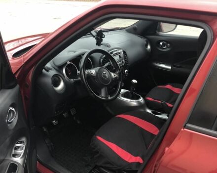Червоний Ніссан Жук, об'ємом двигуна 1.6 л та пробігом 117 тис. км за 9099 $, фото 3 на Automoto.ua