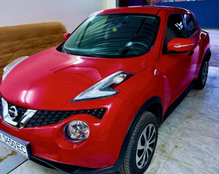 Красный Ниссан Жук, объемом двигателя 1.6 л и пробегом 45 тыс. км за 9000 $, фото 2 на Automoto.ua