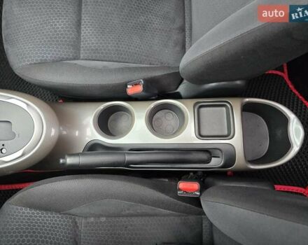 Красный Ниссан Жук, объемом двигателя 1.6 л и пробегом 216 тыс. км за 8999 $, фото 51 на Automoto.ua