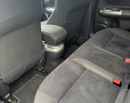 Красный Ниссан Жук, объемом двигателя 1.6 л и пробегом 98 тыс. км за 9988 $, фото 39 на Automoto.ua