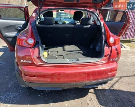 Красный Ниссан Жук, объемом двигателя 1.62 л и пробегом 170 тыс. км за 8999 $, фото 7 на Automoto.ua