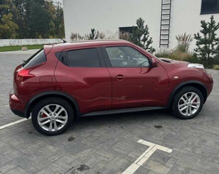 Красный Ниссан Жук, объемом двигателя 1.6 л и пробегом 98 тыс. км за 9988 $, фото 16 на Automoto.ua